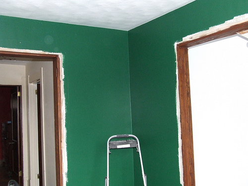 Does my landlord have to paint my apartment?