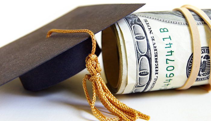 Pros and Cons of Student Loan Refinancing